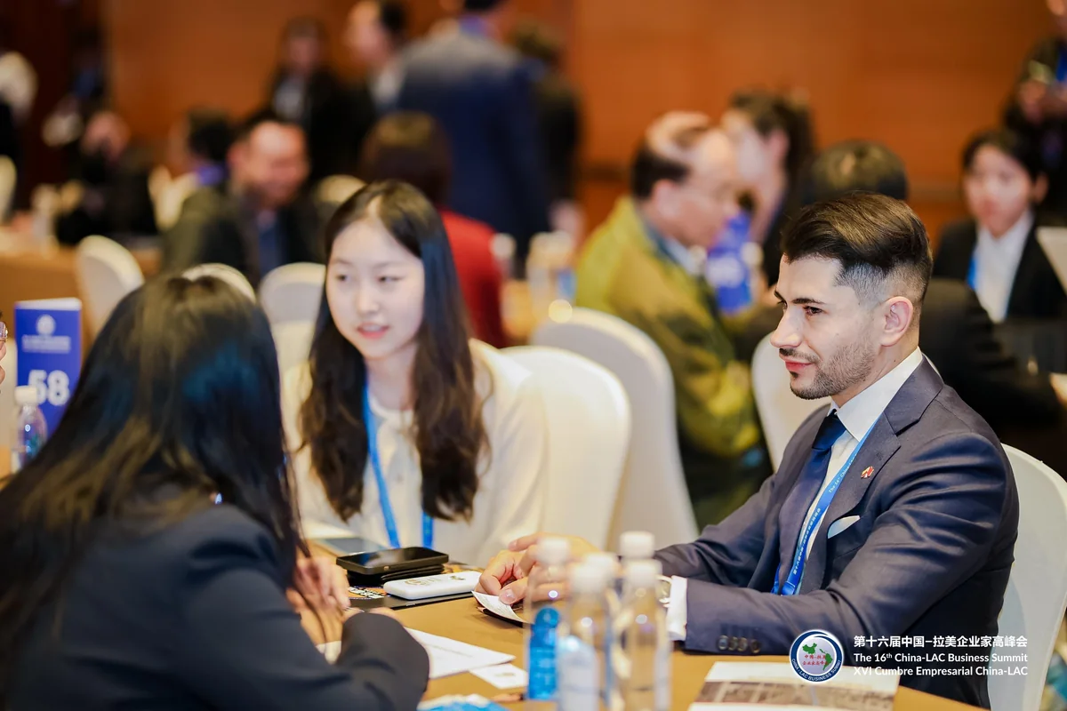 Participación en la XVI Cumbre Empresarial China-América Latina